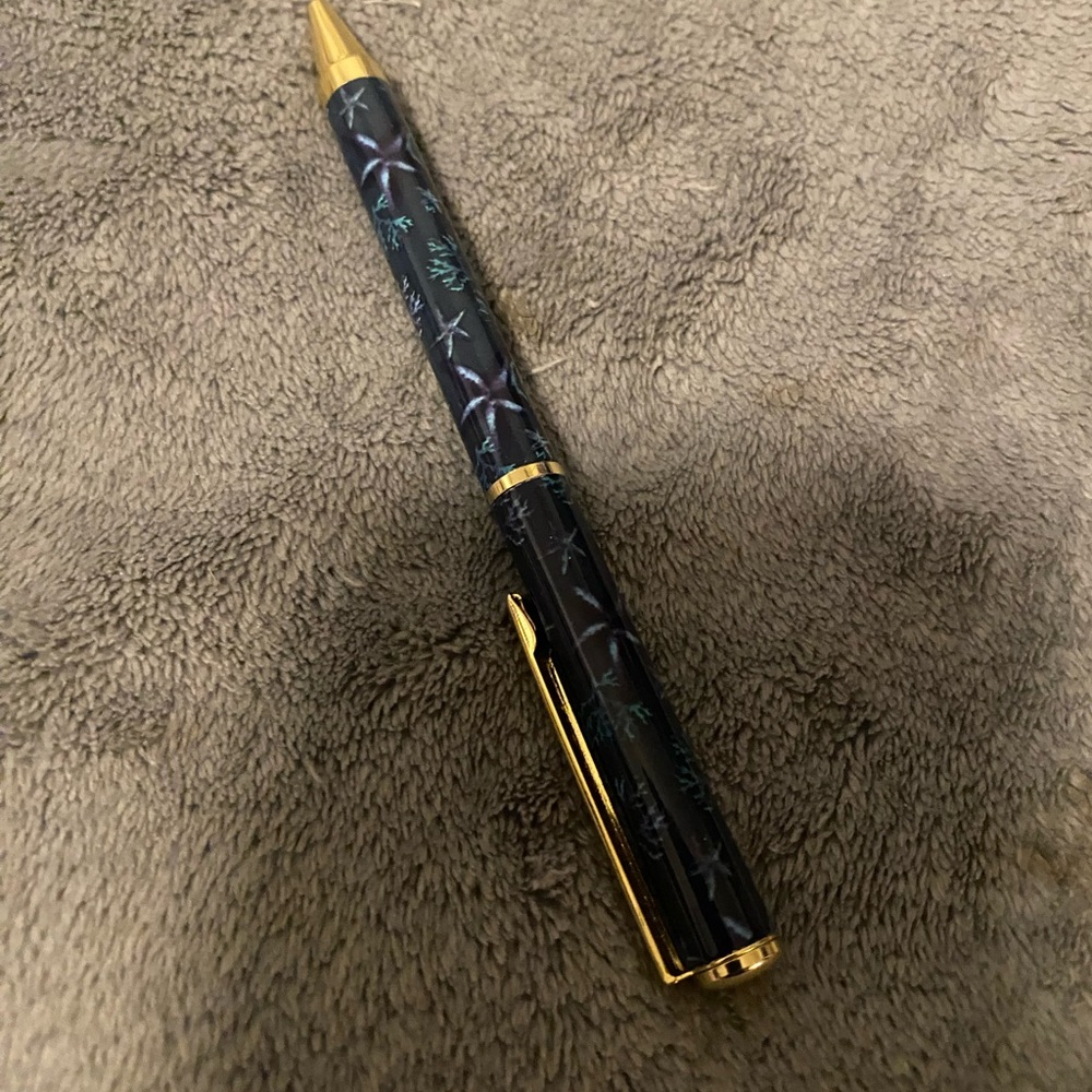 lug Sealife Pen NWOT
